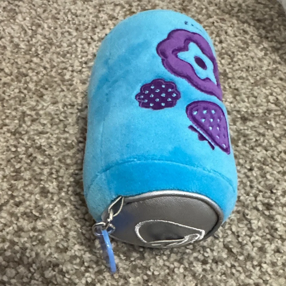 Poppi Baseball Cap & Plushie - Picture 5 of 7